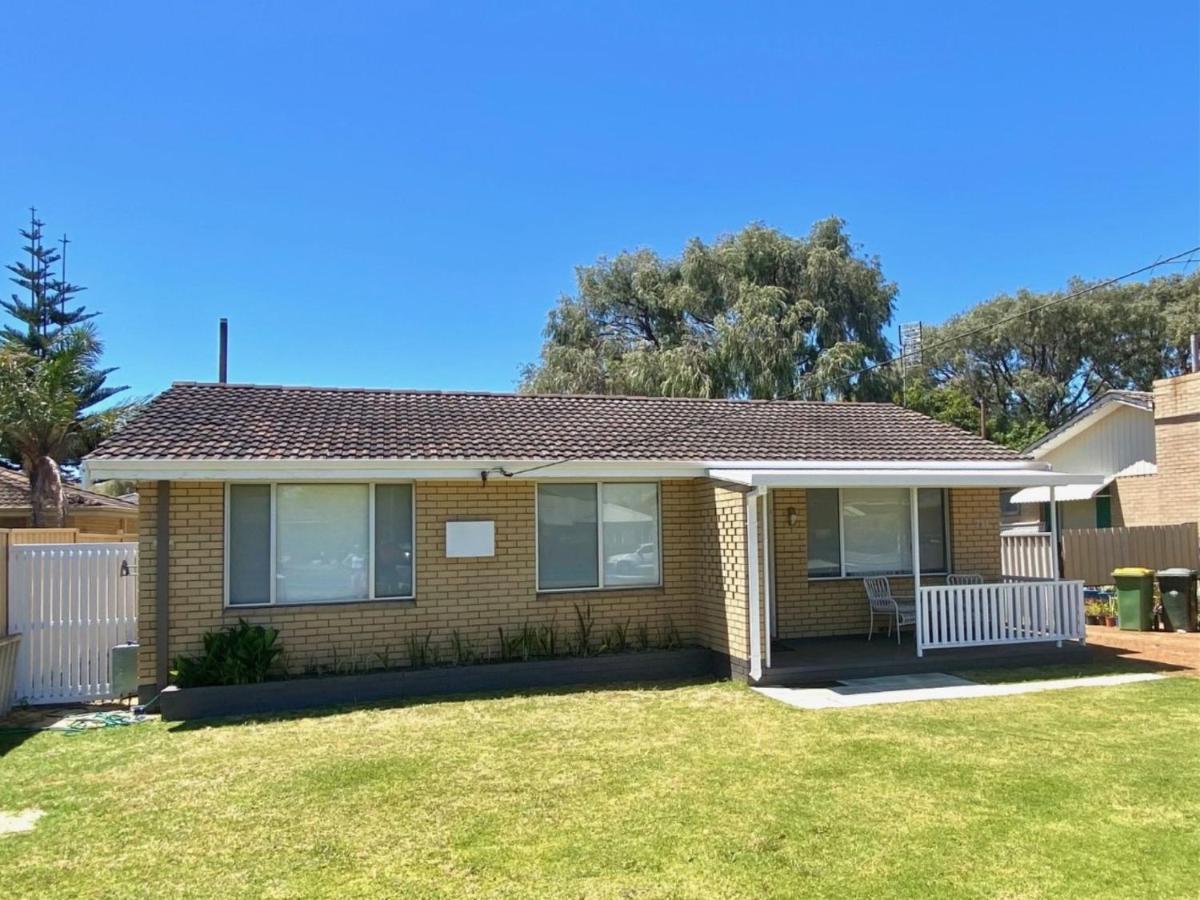 Peppermint Cottage Broadwater Exterior photo